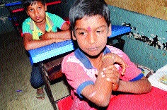 Aurangabad: Students still remain in fear in the minds of the students | औरंगाबाद : विद्यार्थ्यांच्या मनात अजूनही भीती कायम Aurangabad: Students still remain in fear in the minds of the students | औरंगाबाद : विद्यार्थ्यांच्या मनात अजूनही भीती कायम