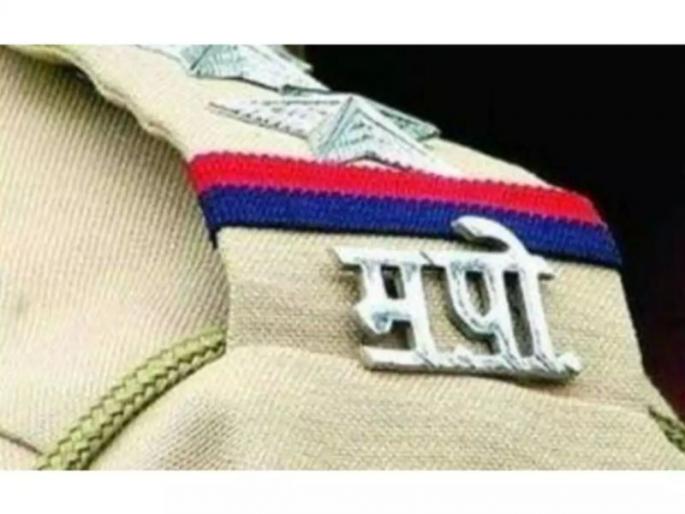 Misbehavior of anti social elements in Yashodharanagar, Nagpur | नागपुरातील यशोधरानगरात समाजकंटकांचा हैदोस Misbehavior of anti social elements in Yashodharanagar, Nagpur | नागपुरातील यशोधरानगरात समाजकंटकांचा हैदोस