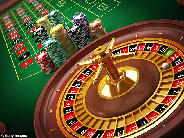 'Fun Target Online Casino' game adiction in youths | ‘फन टार्गेट आॅनलाइन कसिनो’चा विळखा 'Fun Target Online Casino' game adiction in youths | ‘फन टार्गेट आॅनलाइन कसिनो’चा विळखा