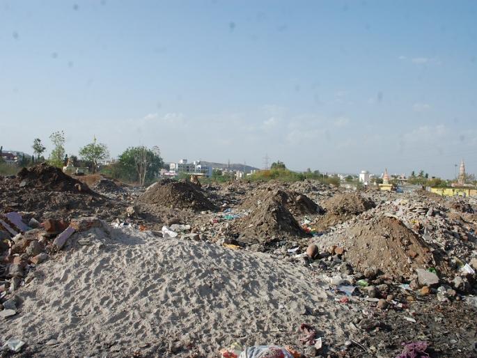 Trying to grab the fields of kernels | खदाणीच्या जागा हडपण्याचा प्रयत्न  Trying to grab the fields of kernels | खदाणीच्या जागा हडपण्याचा प्रयत्न