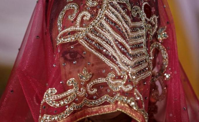 The bride refuses to marry because she does not like the groom! | मुलगा पसंत नाही म्हणून नवरीचा बोहल्यावर चढण्यास नकार !