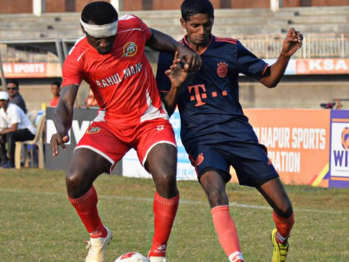 K S. A. Senior League Football Tournament; 'Phulewadi' defeated 'A' | के. एस. ए. वरिष्ठ लीग फुटबॉल स्पर्धा;‘फुलेवाडी’ची खंडोबा ‘अ’ वर मात K S. A. Senior League Football Tournament; 'Phulewadi' defeated 'A' | के. एस. ए. वरिष्ठ लीग फुटबॉल स्पर्धा;‘फुलेवाडी’ची खंडोबा ‘अ’ वर मात