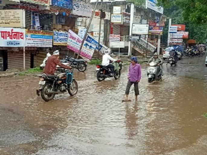 It rained heavily in Shravansari | श्रावणसरींचा झाला दमदार वर्षाव It rained heavily in Shravansari | श्रावणसरींचा झाला दमदार वर्षाव