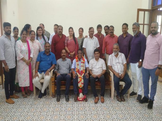 BJP gives due respect to its activists Newly elected Mayor Girish Borkar | भाजप आपल्या कार्यक्रत्याला योग्य मान देतो; नवनिर्वाचीत नगराध्यक्ष गीरीश बोरकर BJP gives due respect to its activists Newly elected Mayor Girish Borkar | भाजप आपल्या कार्यक्रत्याला योग्य मान देतो; नवनिर्वाचीत नगराध्यक्ष गीरीश बोरकर