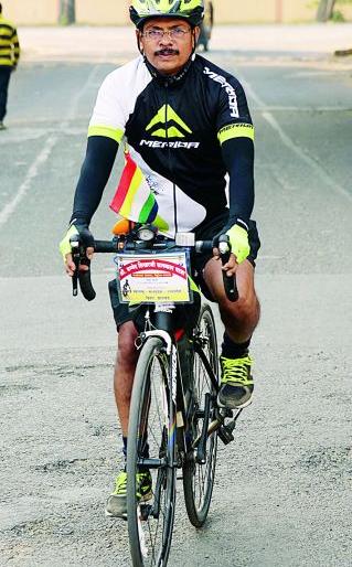 51 year old 'cycle travel' for environmental awareness | पर्यावरण जागृतीसाठी ५१ व्या वर्षी ‘सायकल यात्रा’