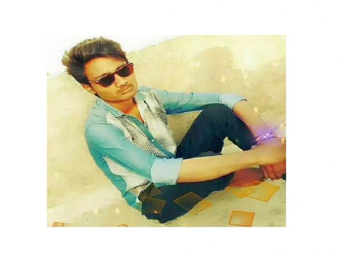 23-year-old man stabbed to death while returning home on bike after celebrating a friend's birthday | मित्राचा वाढदिवस ‘सेलिब्रेट’ करणे भोवले; २३ वर्षीय तरुणाला चाकूने भोसकले ! 23-year-old man stabbed to death while returning home on bike after celebrating a friend's birthday | मित्राचा वाढदिवस ‘सेलिब्रेट’ करणे भोवले; २३ वर्षीय तरुणाला चाकूने भोसकले !