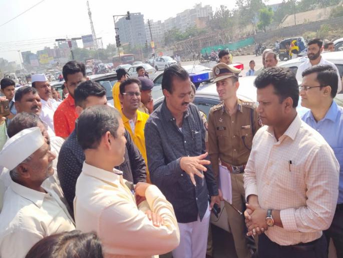 Use public transport to visit Vijayastambha : Collector Naval Kishore Ram | विजयस्तंभाला भेट देण्यासाठी सार्वजनिक वाहतुकीचा वापर करा : जिल्हाधिकारी नवल किशोर राम Use public transport to visit Vijayastambha : Collector Naval Kishore Ram | विजयस्तंभाला भेट देण्यासाठी सार्वजनिक वाहतुकीचा वापर करा : जिल्हाधिकारी नवल किशोर राम