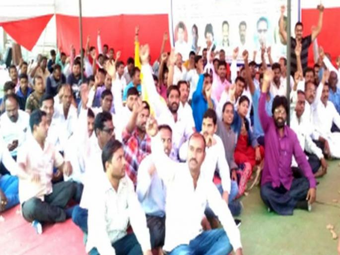 Result of revenue due to the movements of Kotwala | कोतवालांच्या आंदोलनामुळे महसूल कामावर परिणाम Result of revenue due to the movements of Kotwala | कोतवालांच्या आंदोलनामुळे महसूल कामावर परिणाम