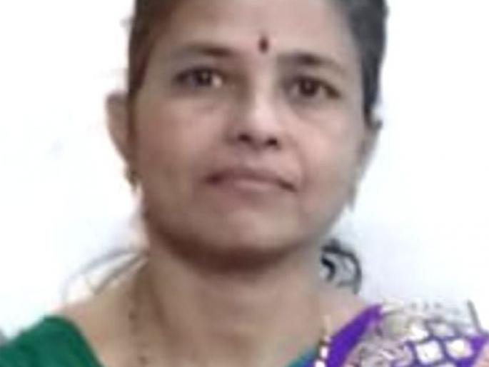 The mother died on the day of the girl's wedding | मुलीच्या विवाहाच्या दिवशीच आईचा मृत्यू The mother died on the day of the girl's wedding | मुलीच्या विवाहाच्या दिवशीच आईचा मृत्यू