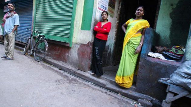 188 brothels in Nagpur on police radar | नागपुरातील १८८ कुंटणखाने पोलिसांच्या रडारवर 188 brothels in Nagpur on police radar | नागपुरातील १८८ कुंटणखाने पोलिसांच्या रडारवर