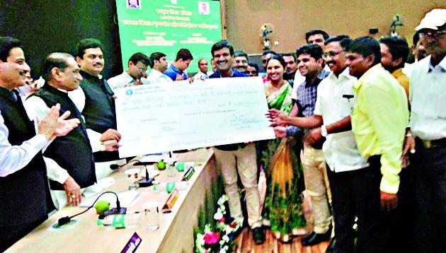 Varud tops in water tank | जलयुक्त शिवारात वरुड अव्वल Varud tops in water tank | जलयुक्त शिवारात वरुड अव्वल