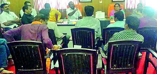 'Independent market' for women in Chandur | चांदुरात महिलांसाठी ‘स्वतंत्र मार्केट’ 'Independent market' for women in Chandur | चांदुरात महिलांसाठी ‘स्वतंत्र मार्केट’