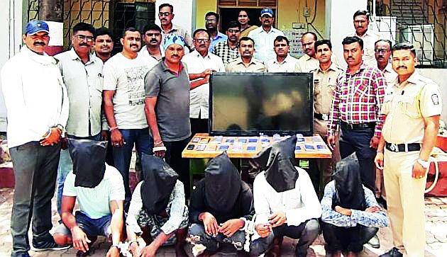 Attempted to rob the robbery | दरोडा घालण्याच्या प्रयत्नातील टोळी जेरबंद