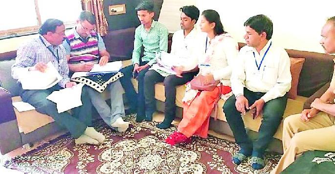 Cooperation department fights 10 illegal lenders | १० अवैध सावकारांवर सहकार विभागाची धाड