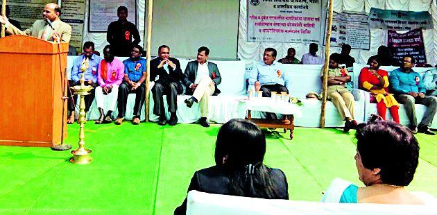 Camp on Shivtirtha This garden of knowledge building | शिवतीर्थावरील शिबिर ही ज्ञानसमृद्धीची बाग Camp on Shivtirtha This garden of knowledge building | शिवतीर्थावरील शिबिर ही ज्ञानसमृद्धीची बाग