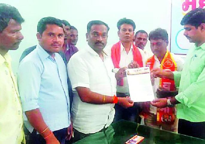 Misappropriation of bonus allocation of Leopard workers | तेंदुुपत्ता कामगारांच्या बोनस वाटपात गैरव्यवहार Misappropriation of bonus allocation of Leopard workers | तेंदुुपत्ता कामगारांच्या बोनस वाटपात गैरव्यवहार