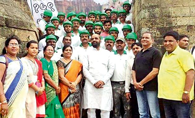 Eco-pro castle cleanliness campaign inspirational | इको-प्रोचे किल्ला स्वच्छता अभियान प्रेरणादायी