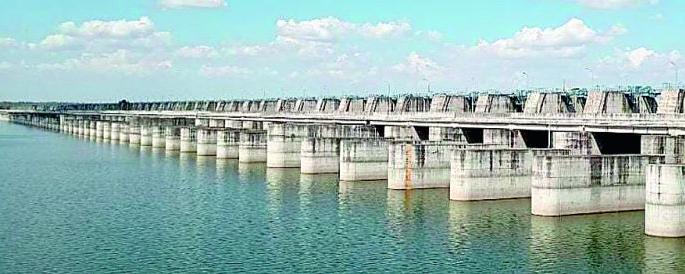 Pending land acquisition of 138.91 hectares of agricultural land for Medigadda | मेडीगड्डासाठी 138.91 हेक्टर शेतजमिनीचे भूसंपादन अधांतरी Pending land acquisition of 138.91 hectares of agricultural land for Medigadda | मेडीगड्डासाठी 138.91 हेक्टर शेतजमिनीचे भूसंपादन अधांतरी