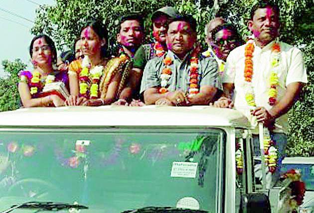 Ashwini Ivillwar of Avatu won the election | एटापल्लीत आविसंच्या अश्विनी आईलवार विजयी Ashwini Ivillwar of Avatu won the election | एटापल्लीत आविसंच्या अश्विनी आईलवार विजयी