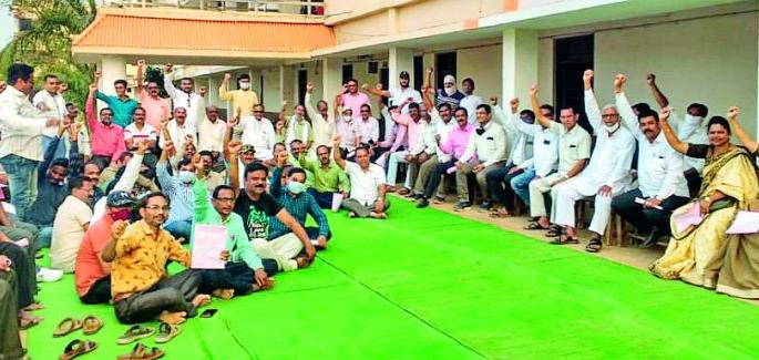 The OBC epidemic will be over | ओबीसी महामाेर्चा निघणारच The OBC epidemic will be over | ओबीसी महामाेर्चा निघणारच