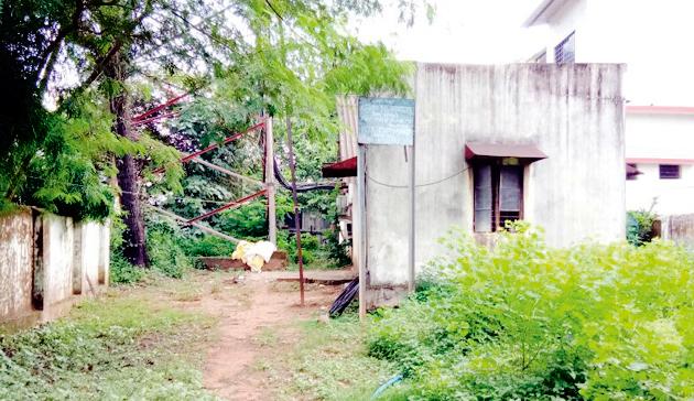 BSNL Service Depot Trust | बीएसएनएल सेवा चौकीदाराच्या भरवशावर BSNL Service Depot Trust | बीएसएनएल सेवा चौकीदाराच्या भरवशावर