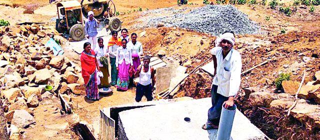 Twin Benefits of Government Schemes | शासकीय योजनांचा दुहेरी लाभ Twin Benefits of Government Schemes | शासकीय योजनांचा दुहेरी लाभ