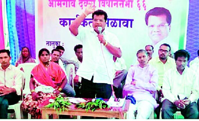 Ignore unemployed and peasant problems | बेरोजगार व शेतकऱ्यांच्या समस्यांकडे दुर्लक्ष Ignore unemployed and peasant problems | बेरोजगार व शेतकऱ्यांच्या समस्यांकडे दुर्लक्ष