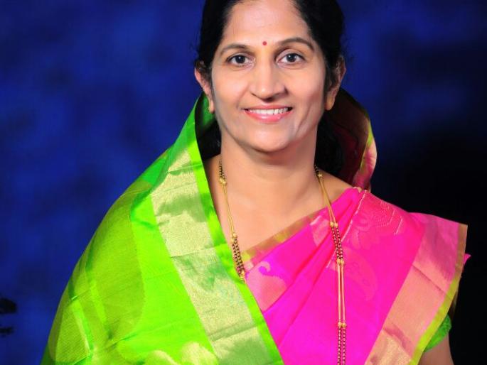 Hoshii city president Jayashree Gat won by 1600 votes | हुपरीच्या नगराध्यक्षपती भाजपच्या जयश्री गाट, १६00 मतांनी विजयी Hoshii city president Jayashree Gat won by 1600 votes | हुपरीच्या नगराध्यक्षपती भाजपच्या जयश्री गाट, १६00 मतांनी विजयी