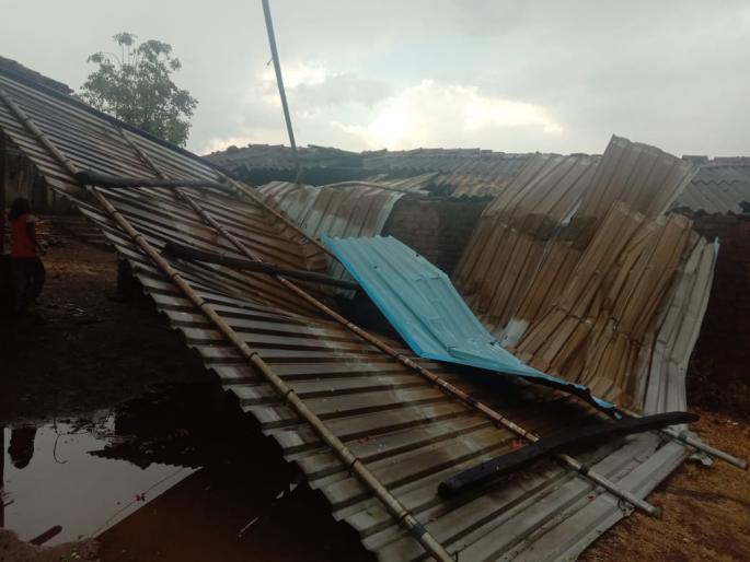 Untimely beating to report | कळवणला अवकाळीचा तडाखा Untimely beating to report | कळवणला अवकाळीचा तडाखा