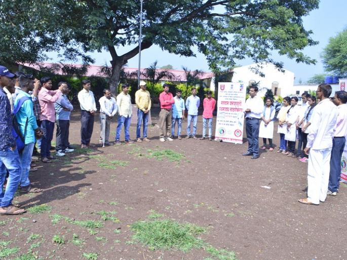 Voting awareness through a platform for reporting | कळवणला पथनाट्याद्वारे मतदान जनजागृती