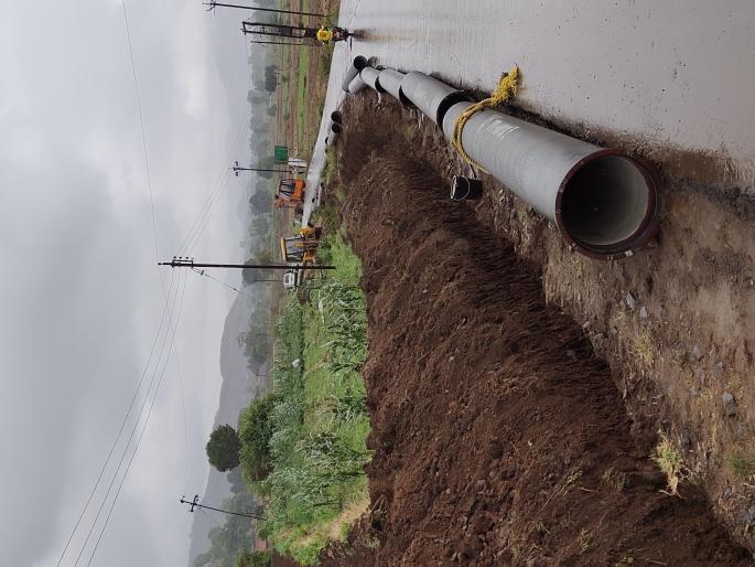 Rule dhaba, the work just stops! | नियम धाब्यावर, काम मात्र सुरूच! Rule dhaba, the work just stops! | नियम धाब्यावर, काम मात्र सुरूच!