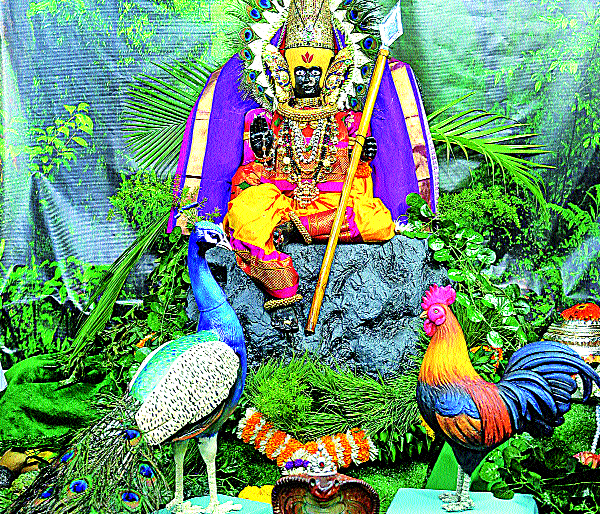 Pooja as Ambaabai's virginity | अंबाबाईची कौमारी रूपात पूजा