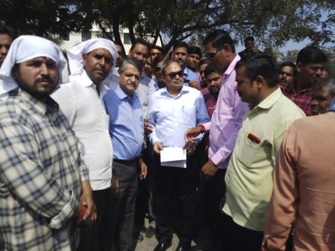 Central team receives information on onion status | कांदा स्थितीबाबत केंद्रीय पथकाने घेतली माहिती Central team receives information on onion status | कांदा स्थितीबाबत केंद्रीय पथकाने घेतली माहिती