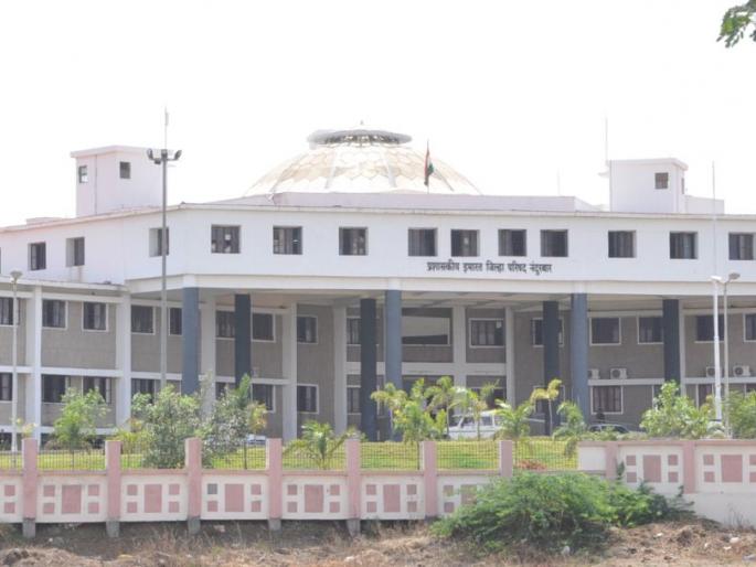 In charge of the Zilla Parishad | जिल्हा परिषदेचा कारभार प्रभारींवर