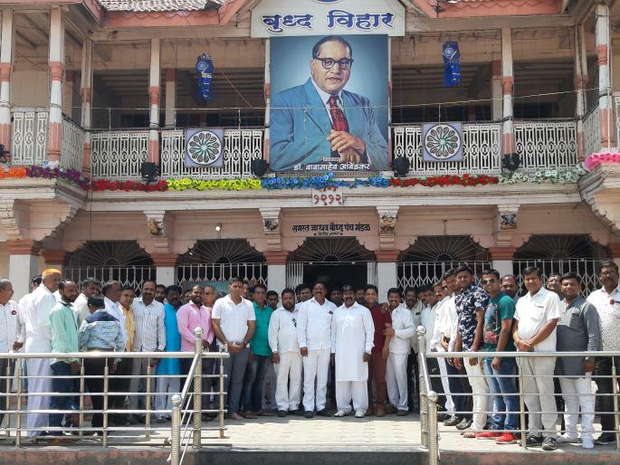  Thousands of crores of families, Bhima due to your birth ... | उद्धरली कोटी कुळे, भीमा तुझ्या जन्मामुळे...