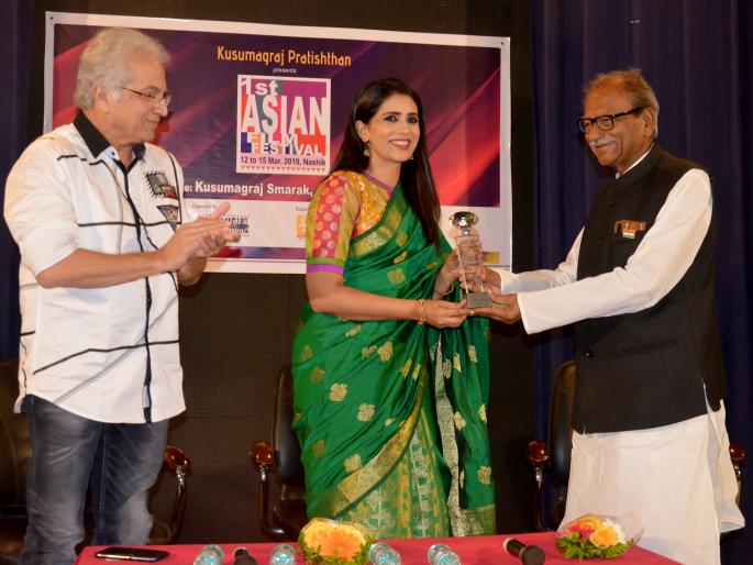 Artists from acting | अभिनयातून घडतो कलाकार Artists from acting | अभिनयातून घडतो कलाकार