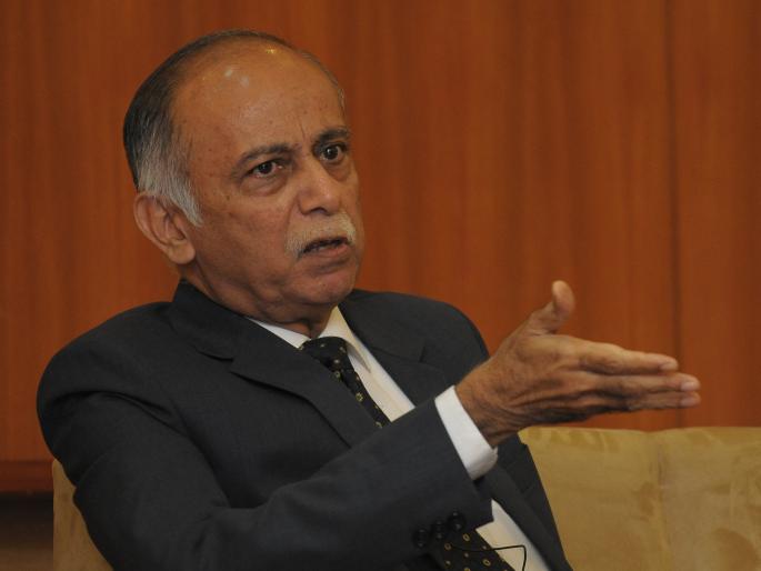 Be careful that the respect of the judiciary will continue | न्यायपालिकेचा आदर कायम राहील असे आचरण ठेवा Be careful that the respect of the judiciary will continue | न्यायपालिकेचा आदर कायम राहील असे आचरण ठेवा