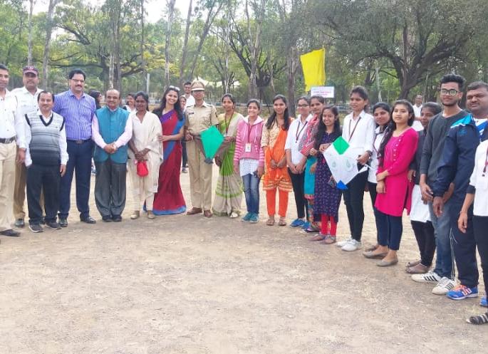 Awareness from Highway Police | हामार्ग पोलिसां कडून जनजागृती Awareness from Highway Police | हामार्ग पोलिसां कडून जनजागृती