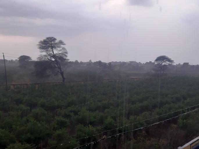 Sainagari Chimb by torrential rains | वळवाच्या पावसाने साईनगरी चिंब Sainagari Chimb by torrential rains | वळवाच्या पावसाने साईनगरी चिंब