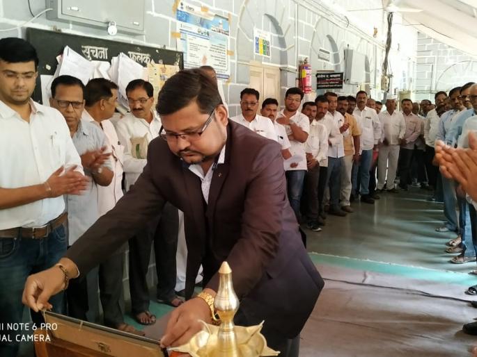 2200 cases were settled in the public prosecution case | सटाण्याच्या लोकअदालतमध्ये २२०० प्रकरणे निकाली 2200 cases were settled in the public prosecution case | सटाण्याच्या लोकअदालतमध्ये २२०० प्रकरणे निकाली