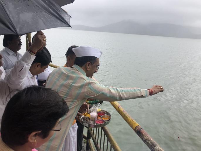 Alert alert to villages along Koyna River | कोयना नदीकाठच्या गावांना सतर्कतेचा इशारा Alert alert to villages along Koyna River | कोयना नदीकाठच्या गावांना सतर्कतेचा इशारा