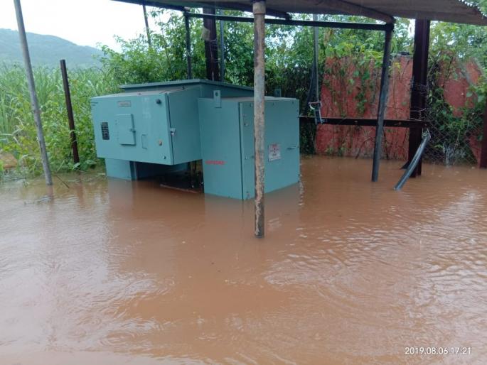Rainfall hits 4 water schemes, disrupts all lakhs of citizens | अतिवृष्टीचा १३२ पाणी योजनांना फटका, सव्वा लाख नागरिक बाधित Rainfall hits 4 water schemes, disrupts all lakhs of citizens | अतिवृष्टीचा १३२ पाणी योजनांना फटका, सव्वा लाख नागरिक बाधित