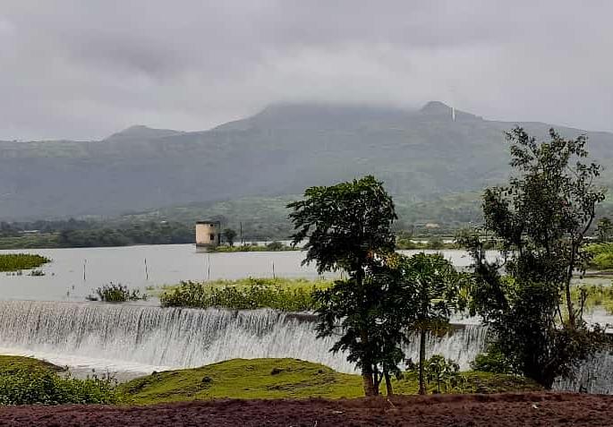 Borkhind, Konambe overflow | बोरखिंड, कोनांबे ओव्हरफ्लो Borkhind, Konambe overflow | बोरखिंड, कोनांबे ओव्हरफ्लो