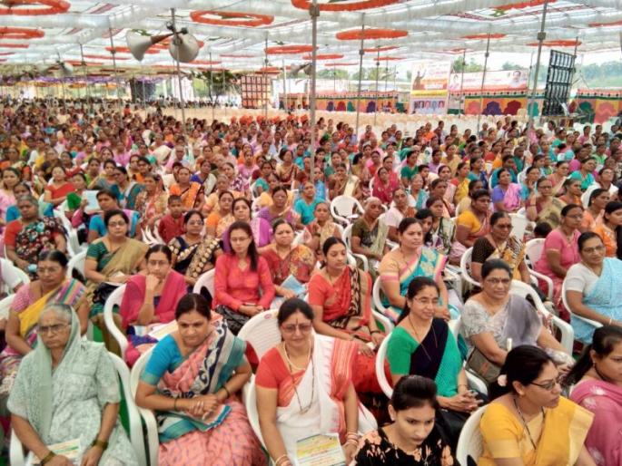 14th acre pavilion | 14 एकर जागेत मंडप, भव्य व्यासपीठ, एकनाथराव खडसे यांच्या भाषणाबाबत उत्सुकता 14th acre pavilion | 14 एकर जागेत मंडप, भव्य व्यासपीठ, एकनाथराव खडसे यांच्या भाषणाबाबत उत्सुकता