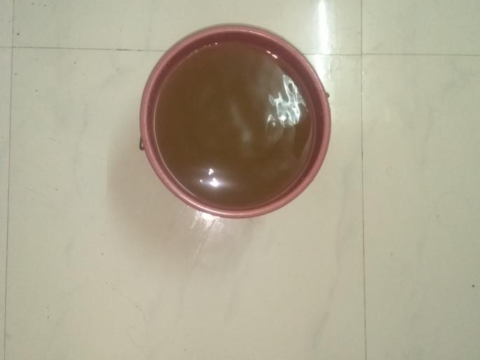  Anger over contaminated water in Thane's Varkkanagar Mhada colony | ठाण्याच्या वर्तकनगर म्हाडा वसाहतीमध्ये दूषित पाण्यामुळे संताप