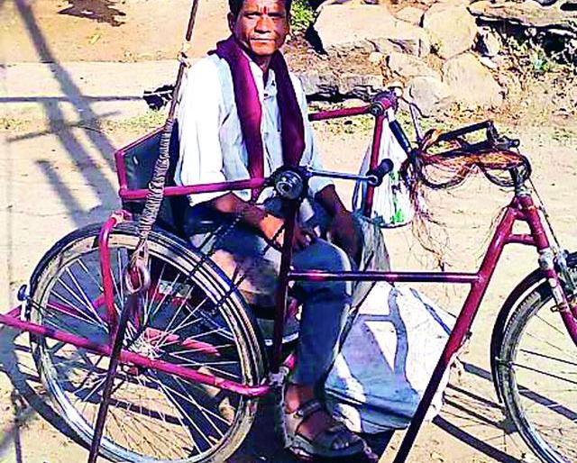 Government Court for cycling Hemant Chakra | सायकलसाठी शासकीय दरबारी हेमंतच्या चकरा Government Court for cycling Hemant Chakra | सायकलसाठी शासकीय दरबारी हेमंतच्या चकरा