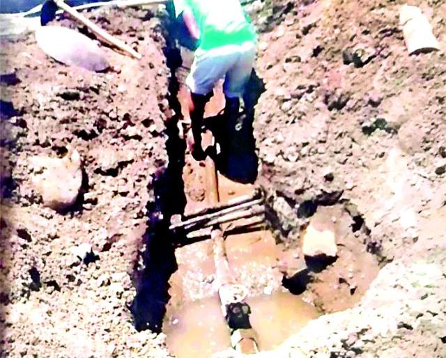 262 licenses correction in four months | चार महिन्यांत २६२ लिकेजेसची दुरूस्ती 262 licenses correction in four months | चार महिन्यांत २६२ लिकेजेसची दुरूस्ती