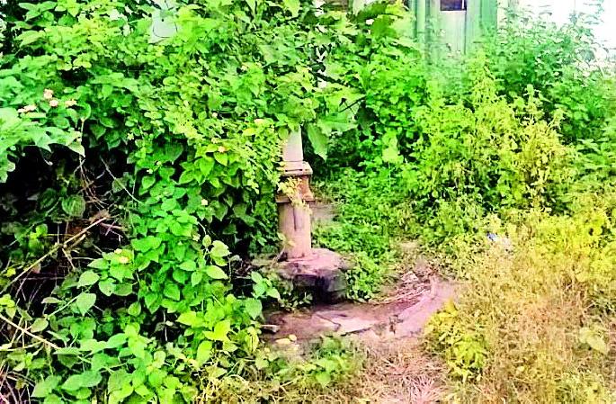 Water Resistance in Construction Area | बांधकाम विभागाच्या वसाहतीत पाण्याचा ठणठणाट Water Resistance in Construction Area | बांधकाम विभागाच्या वसाहतीत पाण्याचा ठणठणाट