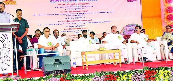 Airport facilities at bus station | बसस्थानकावर विमानतळासारख्या सुविधा Airport facilities at bus station | बसस्थानकावर विमानतळासारख्या सुविधा