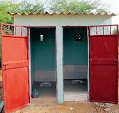 Where to build toilet open in the world? | आमचा संसारच उघड्यावर शौचालय बांधायचे कुठे ? Where to build toilet open in the world? | आमचा संसारच उघड्यावर शौचालय बांधायचे कुठे ?